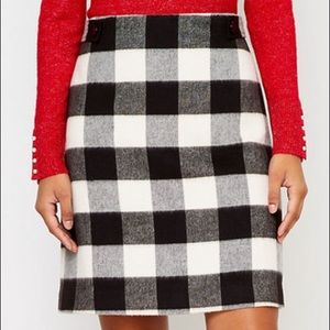 LOFT Buffalo Plaid Button Tab Shift Skirt Size 4